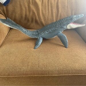 Jurassic World Park Real Feel Mosasaurus 28" Dinosaur Figure Mattel 2017